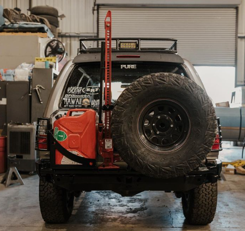 The Pros and Cons of Using a Farm Jack (High Lift Jack): A Comprehensive Guide - Hot Metal Fabrication