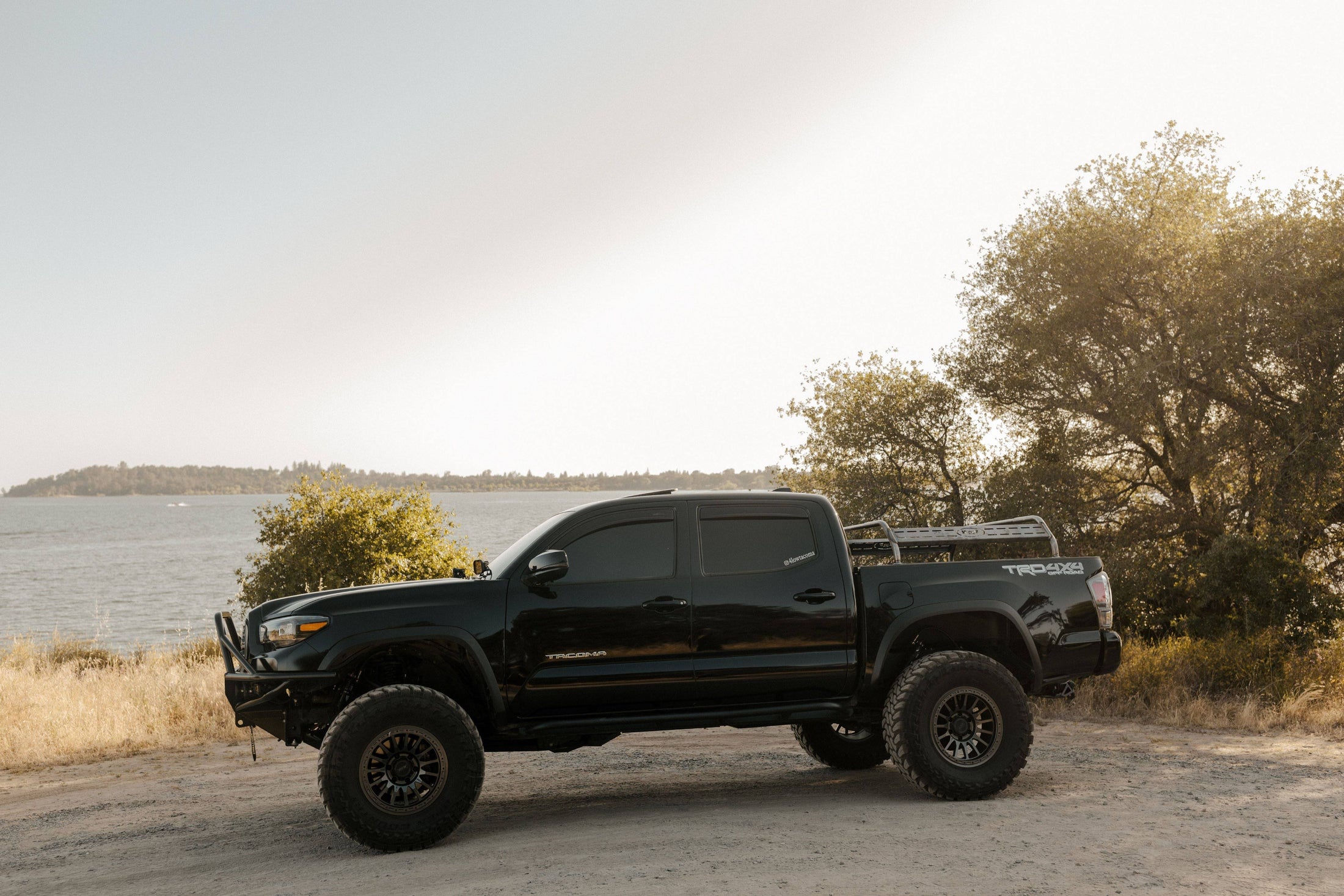 folsom lake bed rack