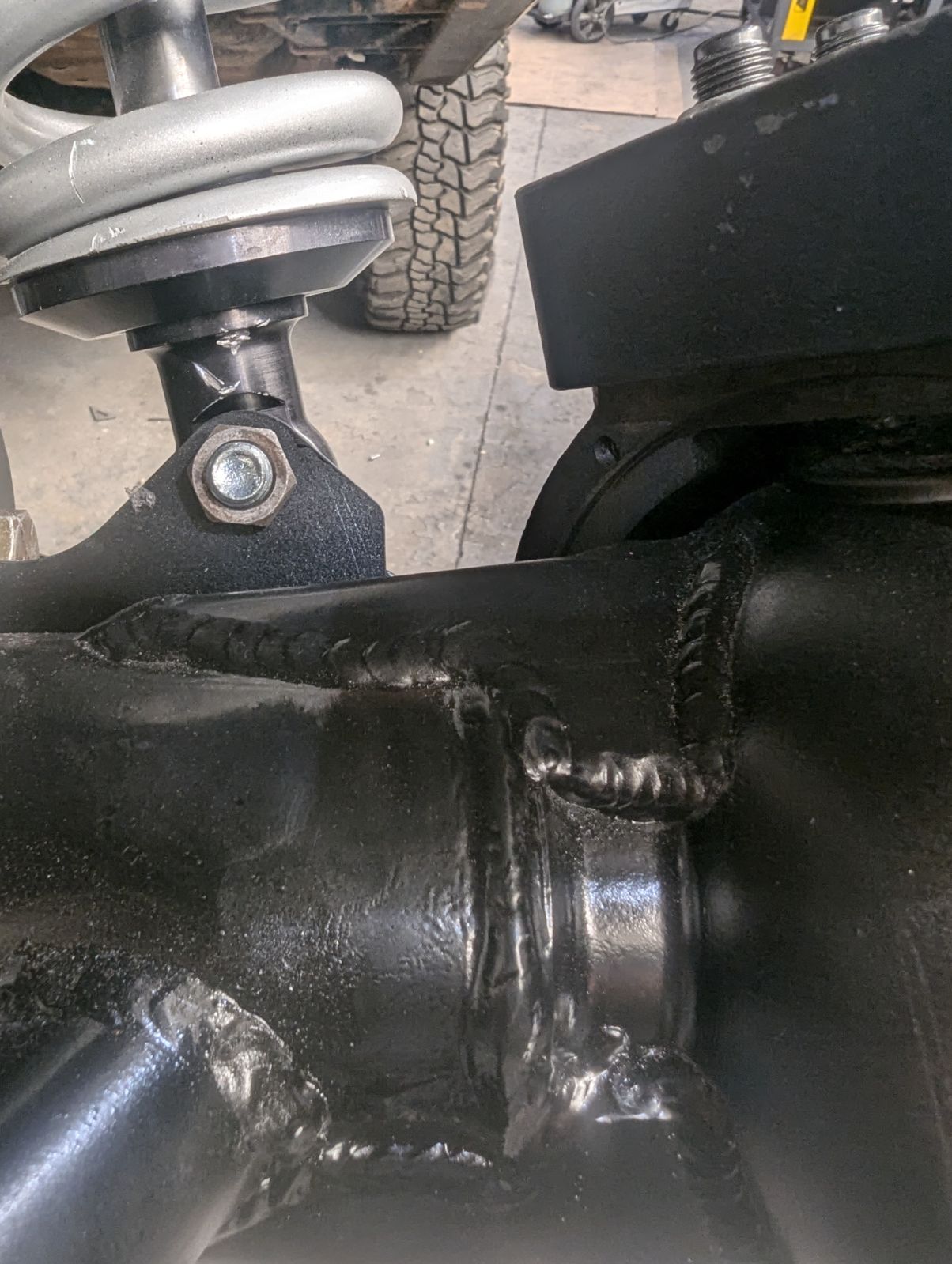 Close-up of knuckle ball gusset on Toyota Land Cruiser